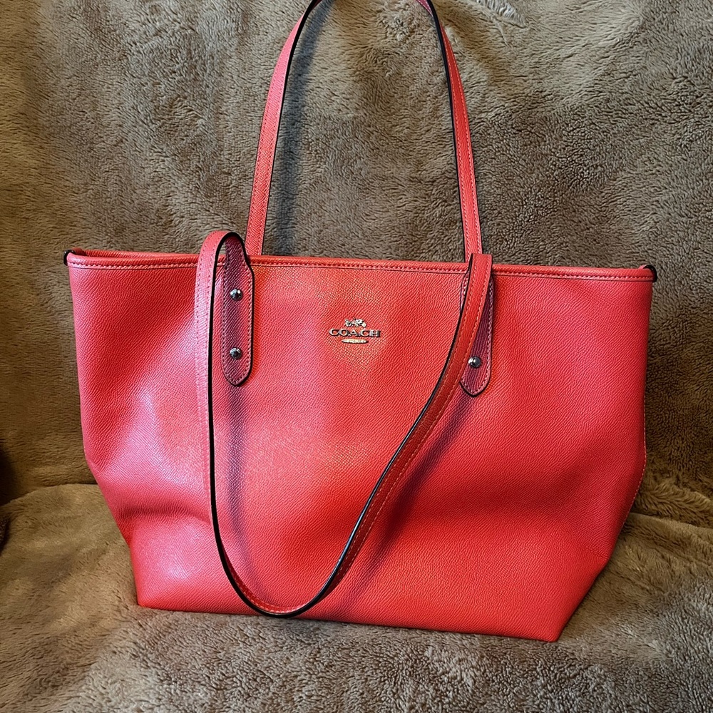Coach Leather Tote Bag - Coach